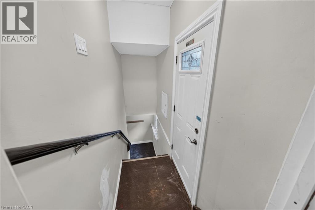 11 Selkirk Avenue Property Photo 23
