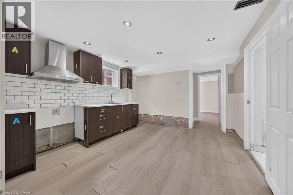 11 Selkirk Avenue Property Photo 27