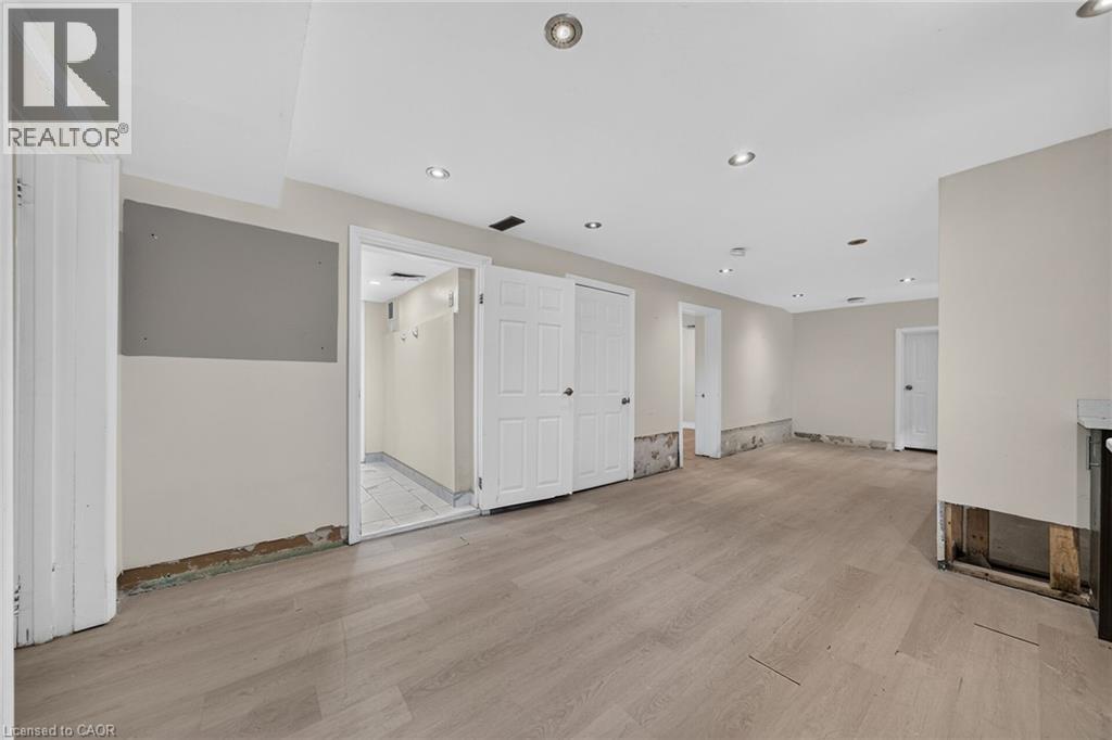11 Selkirk Avenue Property Photo 29