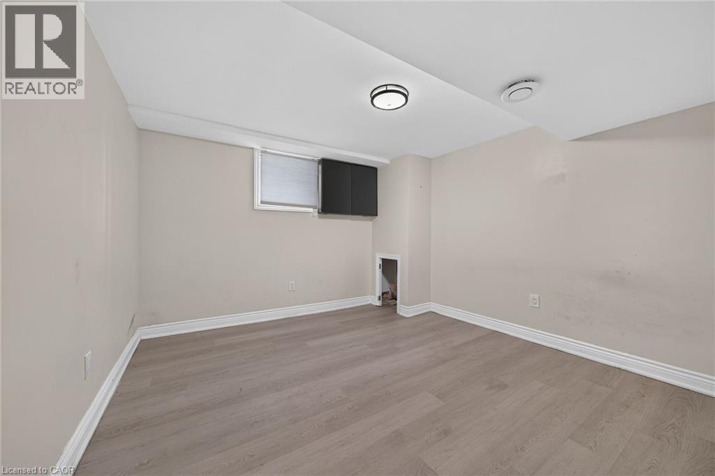 11 Selkirk Avenue Property Photo 30