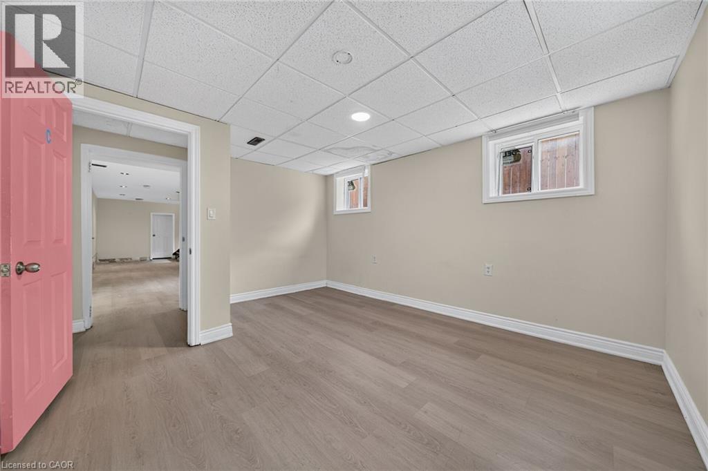 11 Selkirk Avenue Property Photo 34