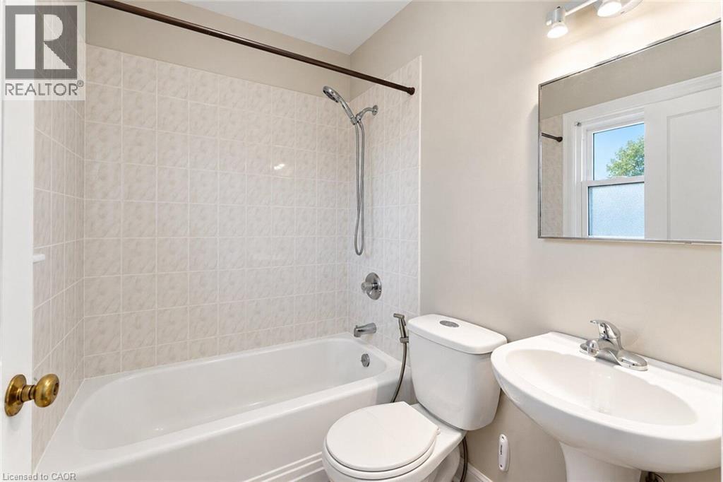 269 Queensdale Avenue E Property Photo 19