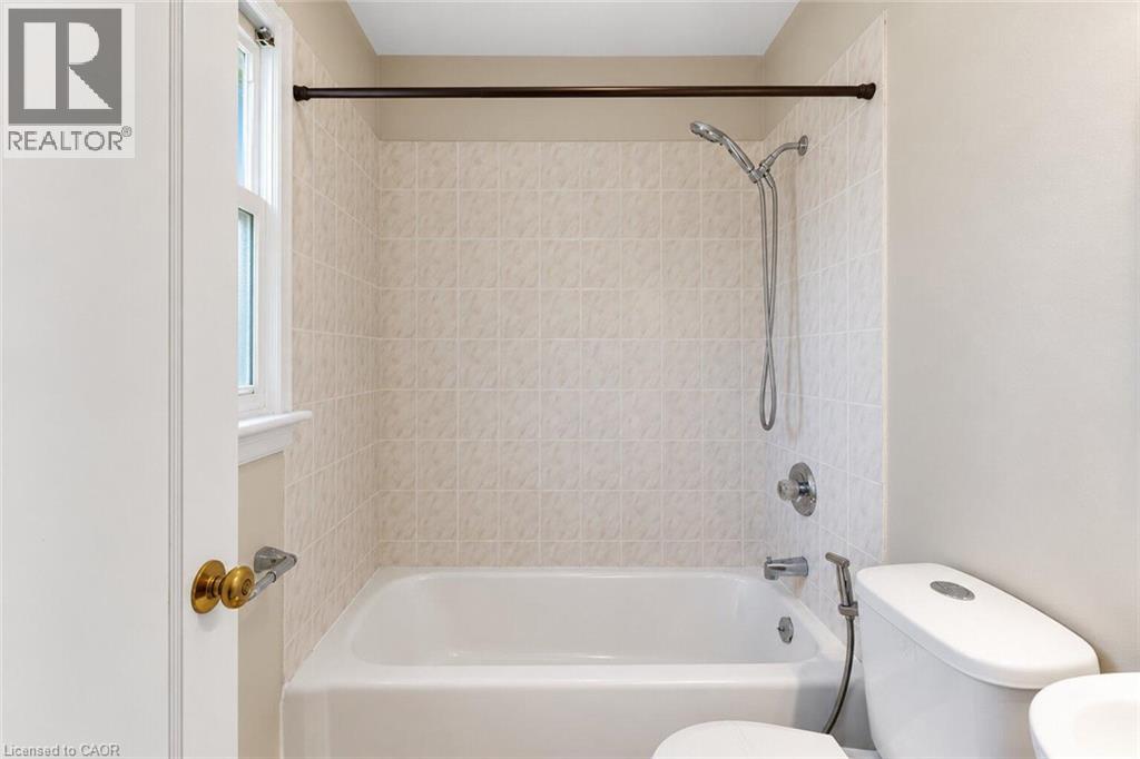 269 Queensdale Avenue E Property Photo 20