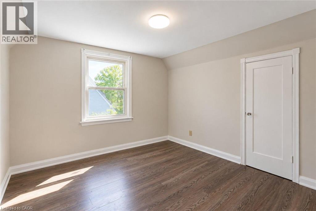 269 Queensdale Avenue E Property Photo 28