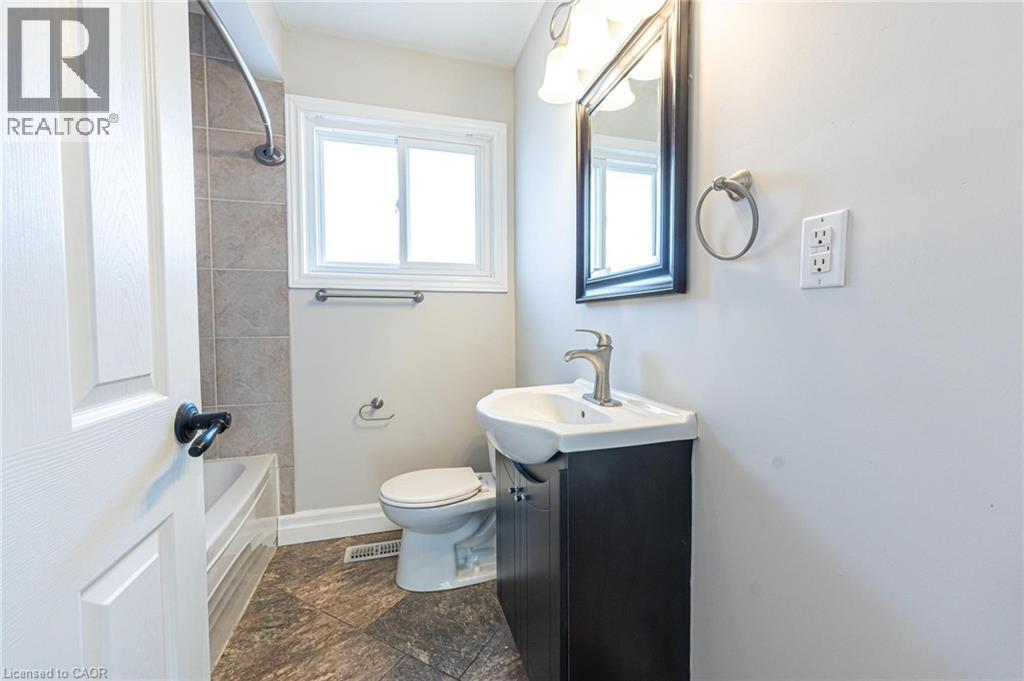 60 Burfield Avenue Unit# 1 Property Photo 16