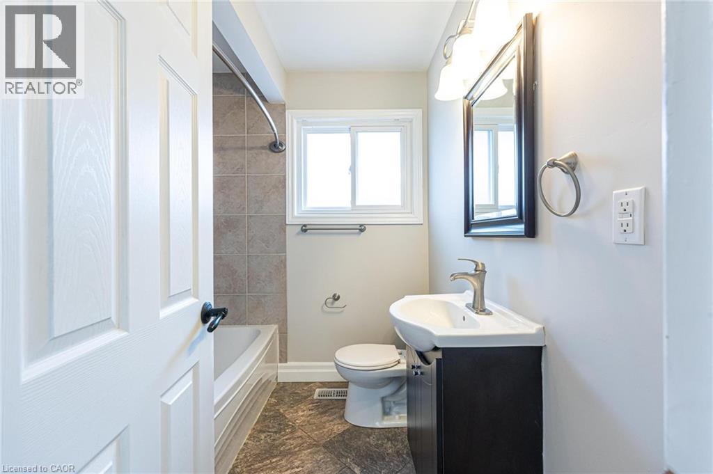60 Burfield Avenue Unit# 1 Property Photo 18
