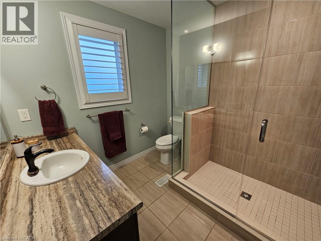 98 Allandale Crescent Property Photo 21