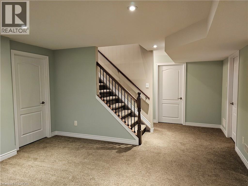 98 Allandale Crescent Property Photo 28