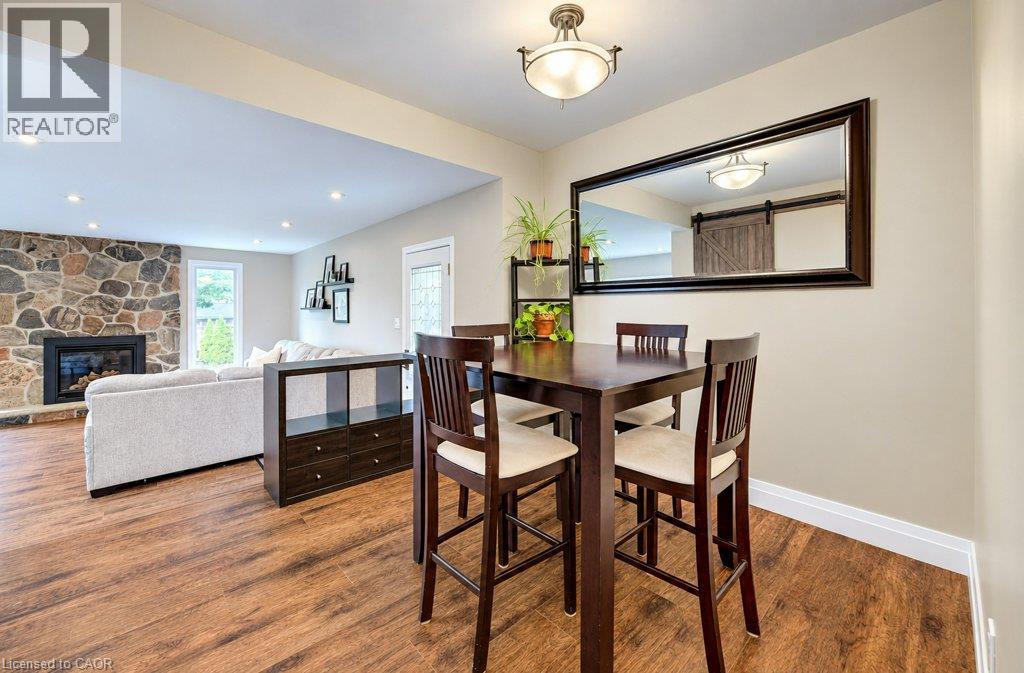 37 Margaret Avenue N Property Photo 19