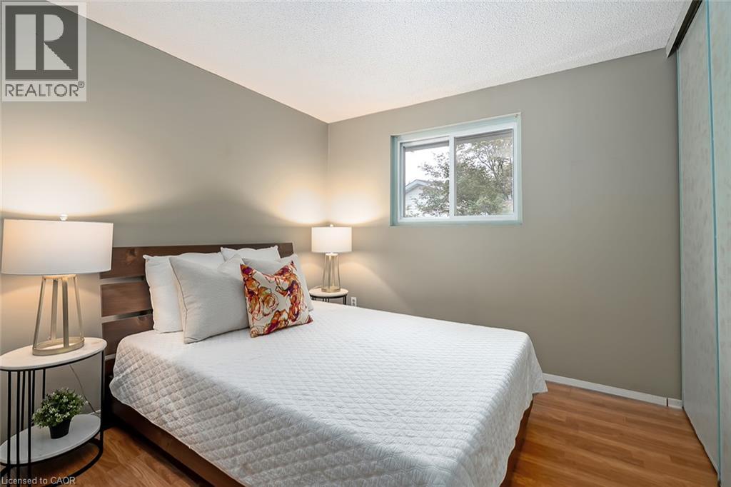 473 Woodview Road Unit# 2 Property Photo 19