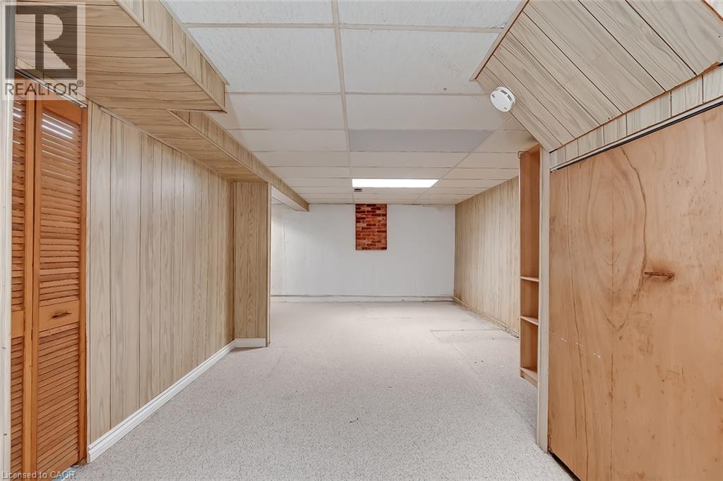 473 Woodview Road Unit# 2 Property Photo 24