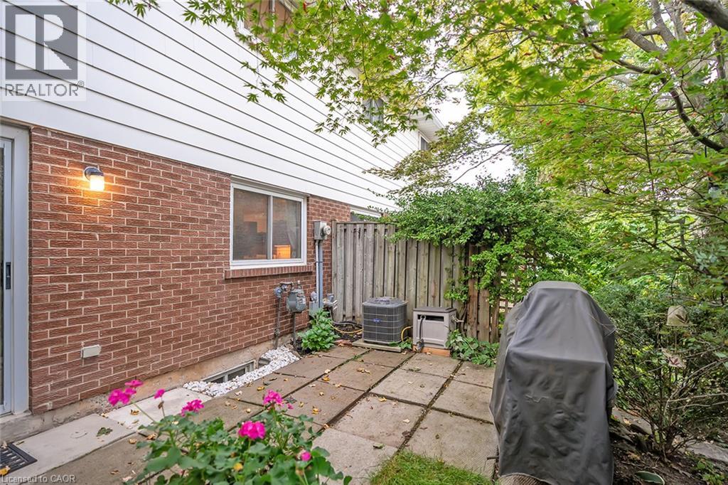 473 Woodview Road Unit# 2 Property Photo 29