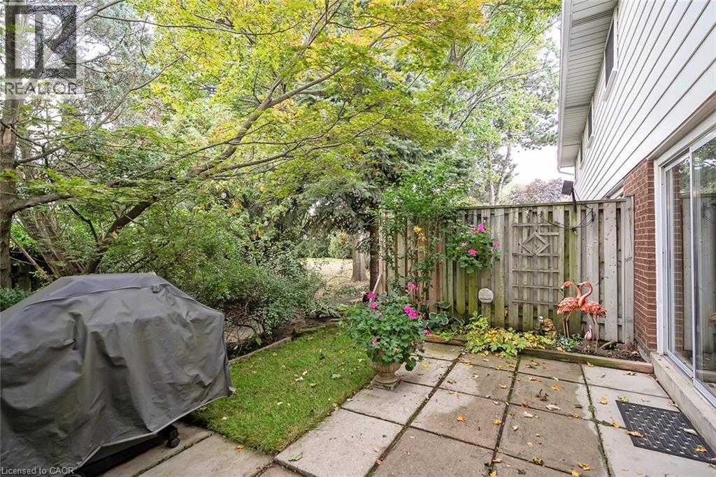 473 Woodview Road Unit# 2 Property Photo 31