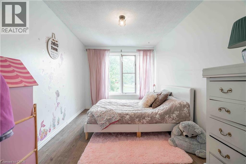 68 Aberdeen Street Property Photo 24