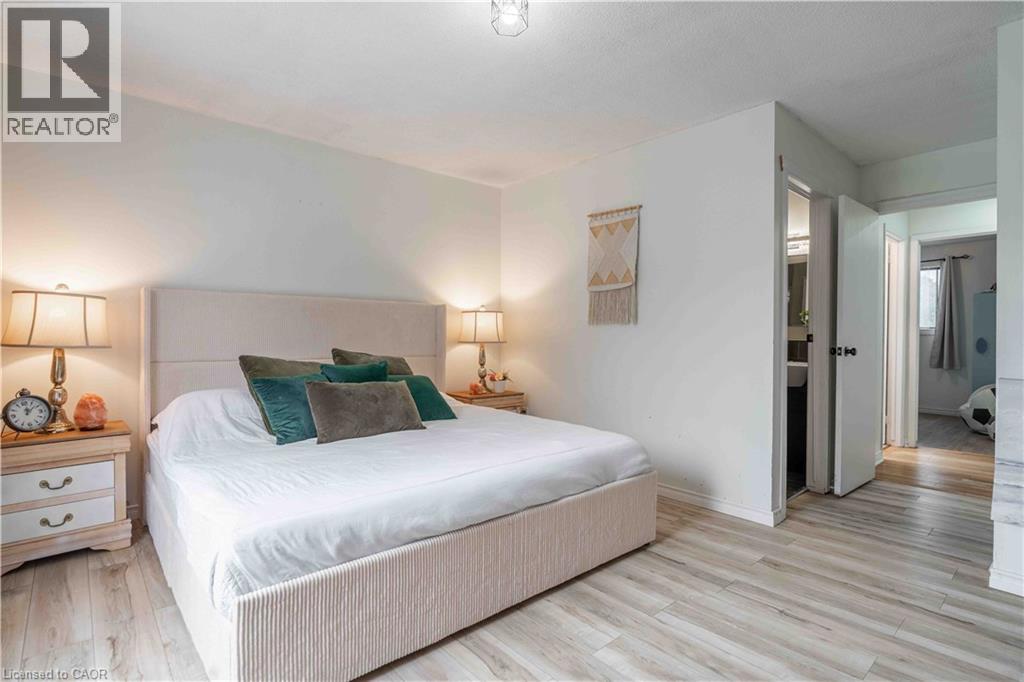 68 Aberdeen Street Property Photo 29