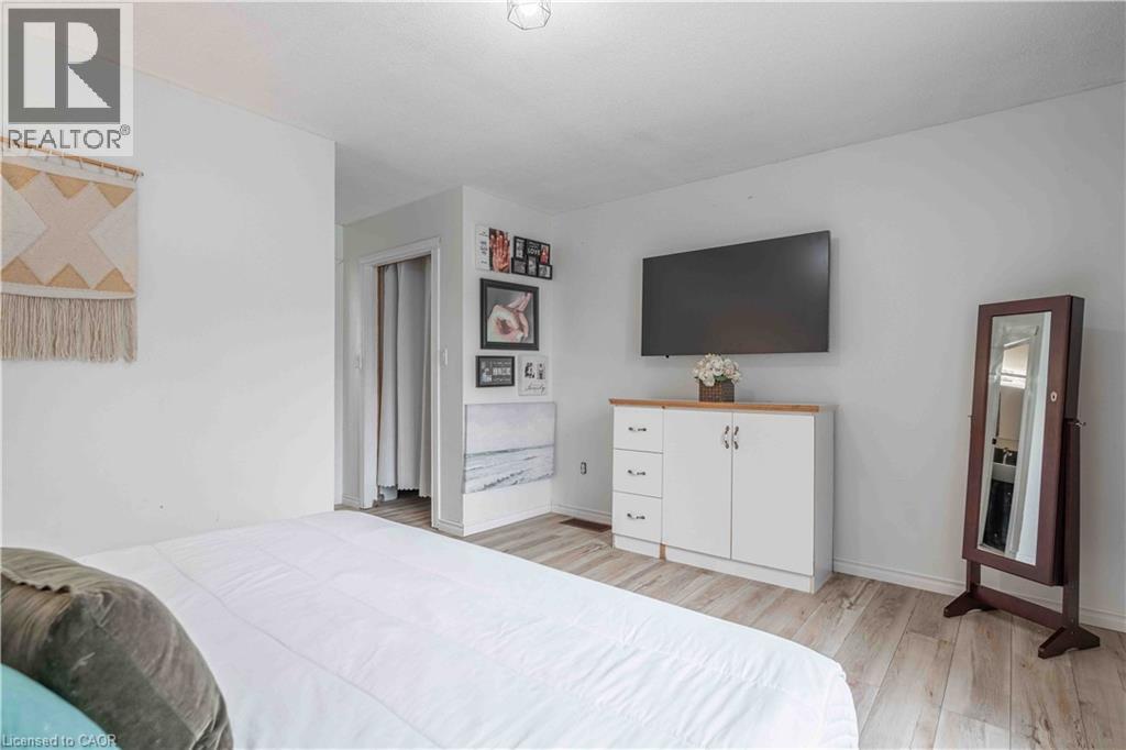 68 Aberdeen Street Property Photo 30