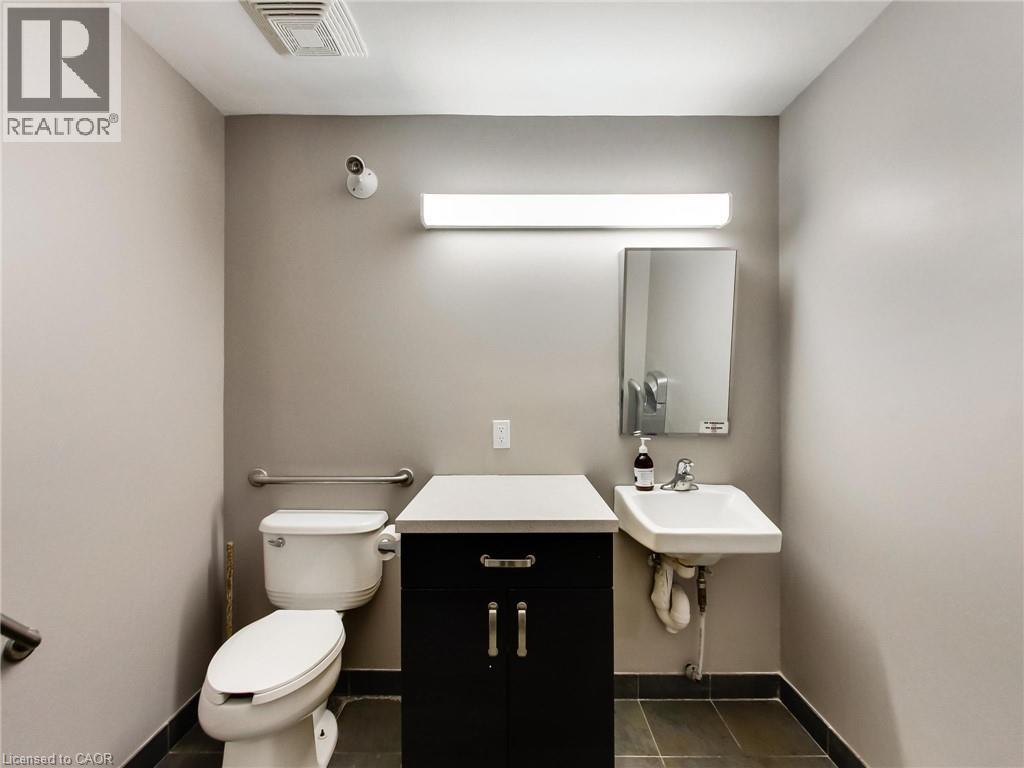 1100 South Service Road Unit# 114 Property Photo 12