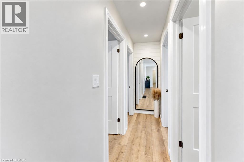 23 Jacob Street W Property Photo 20