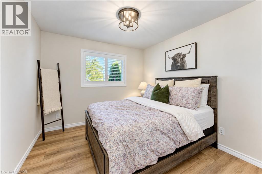23 Jacob Street W Property Photo 25