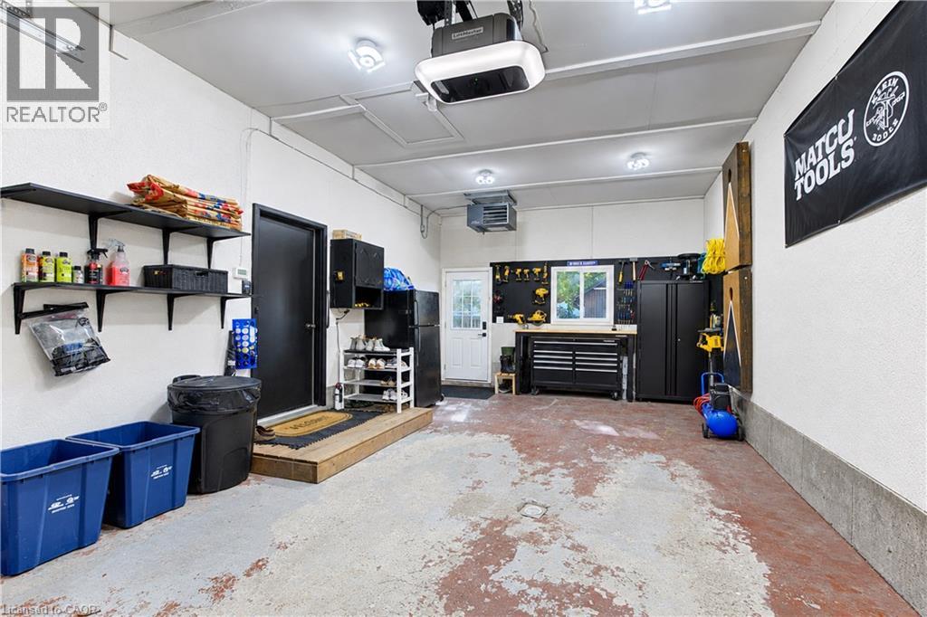 23 Jacob Street W Property Photo 38