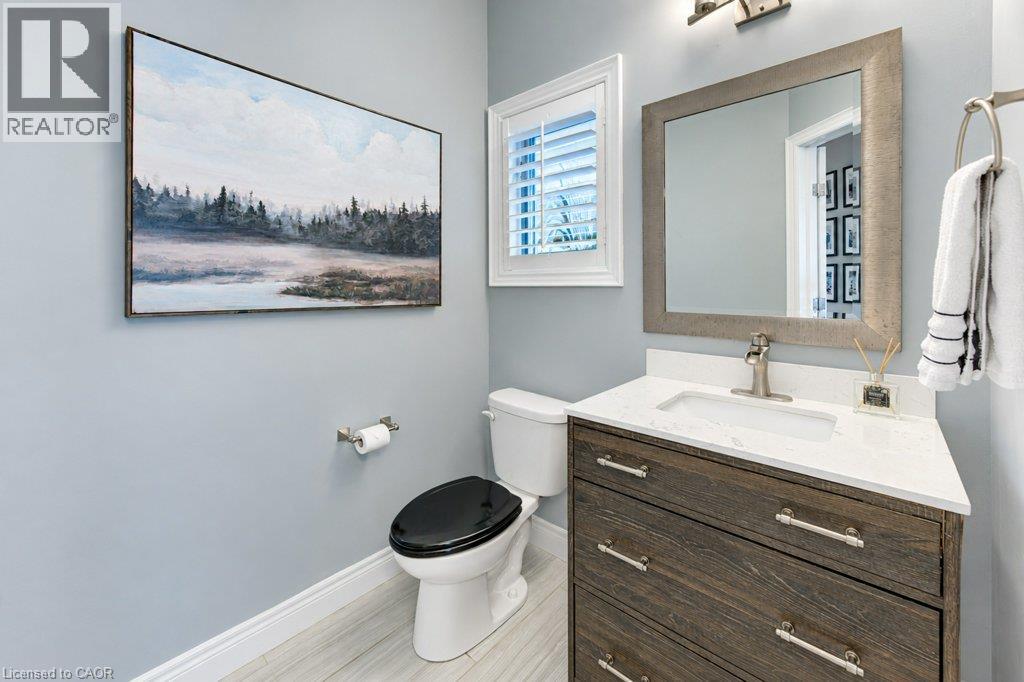 31 Elmbank Trail Property Photo 9