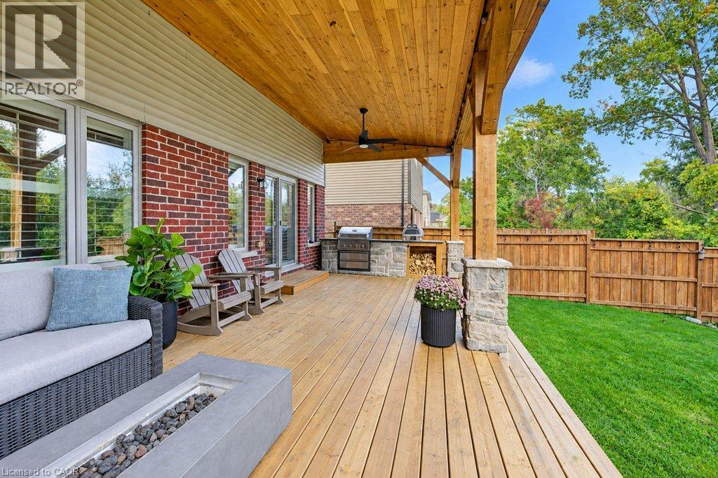 31 Elmbank Trail Property Photo 47