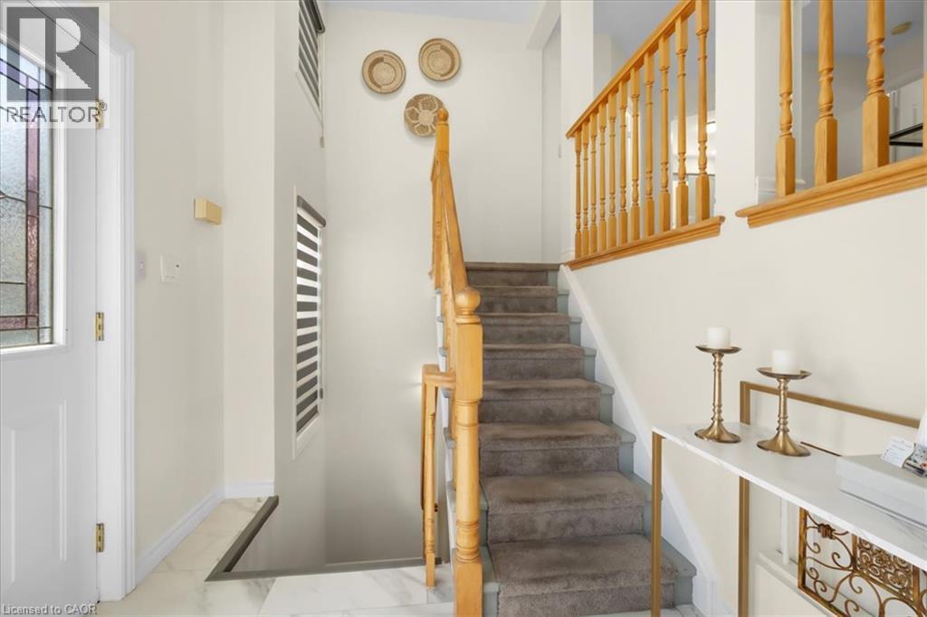 150 Bankside Drive Property Photo 5