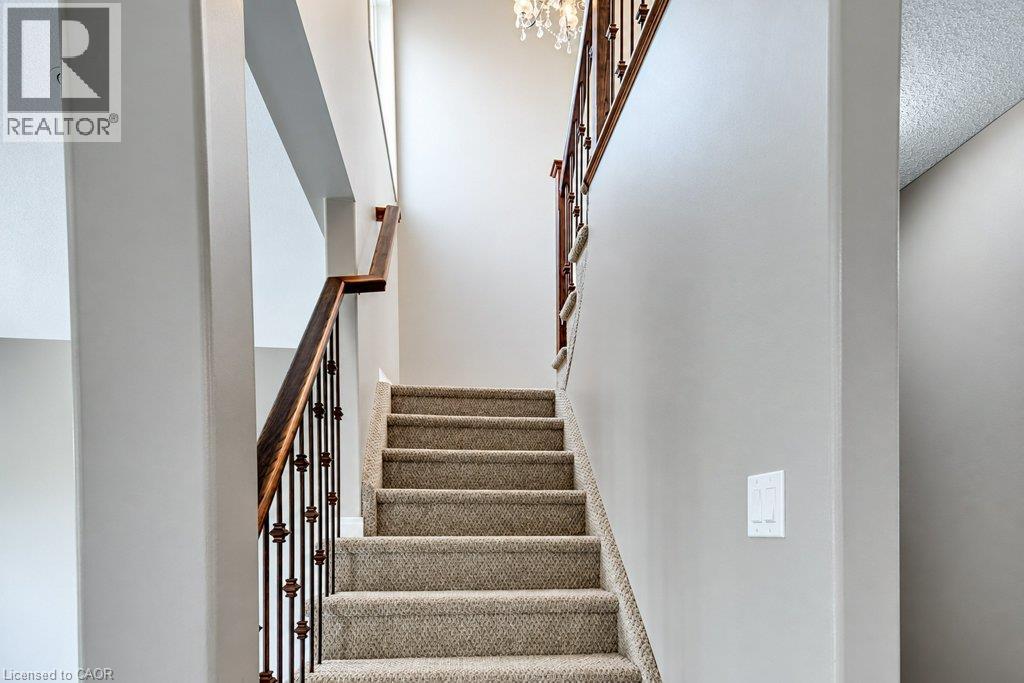 1651 Crimson Crescent Property Photo 14