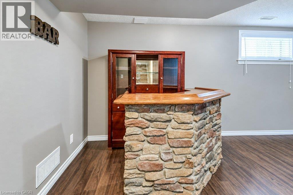 1651 Crimson Crescent Property Photo 33