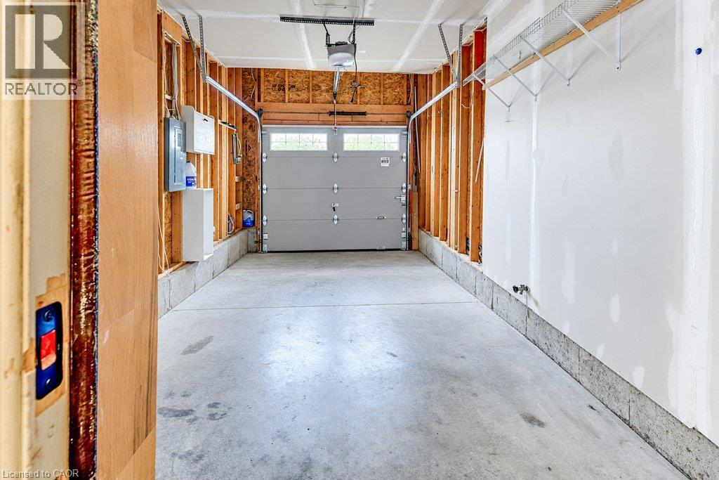 1651 Crimson Crescent Property Photo 42