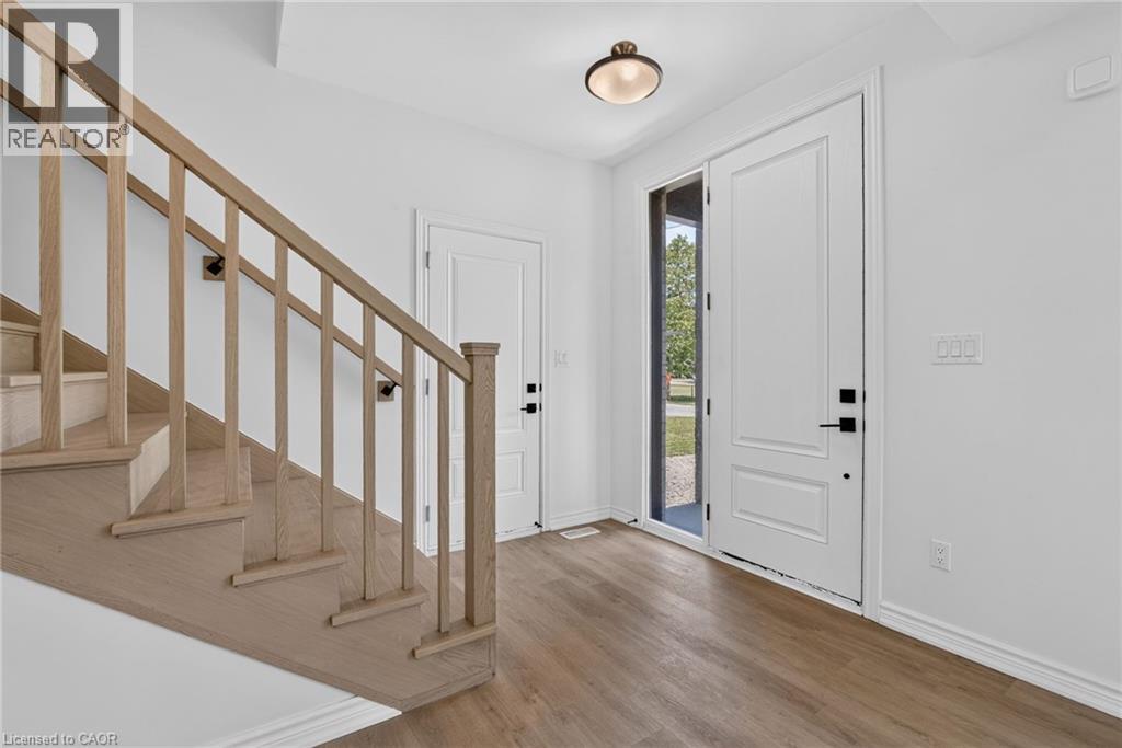 203 Park Street Property Photo 4