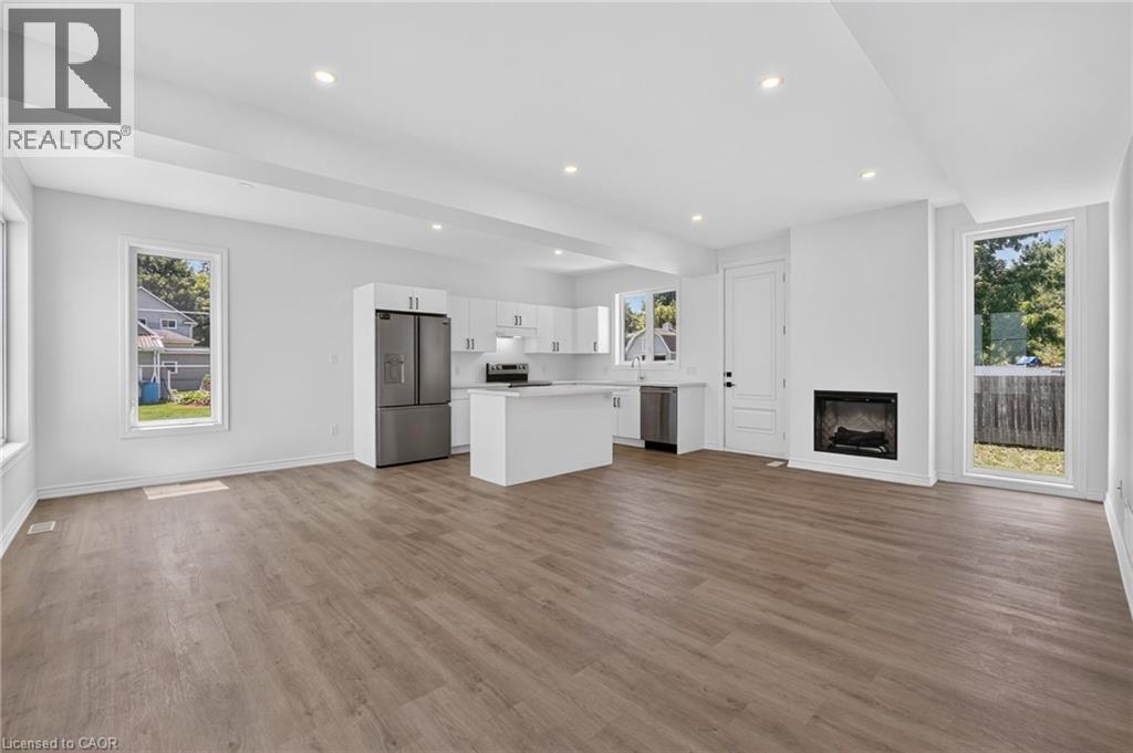 203 Park Street Property Photo 7