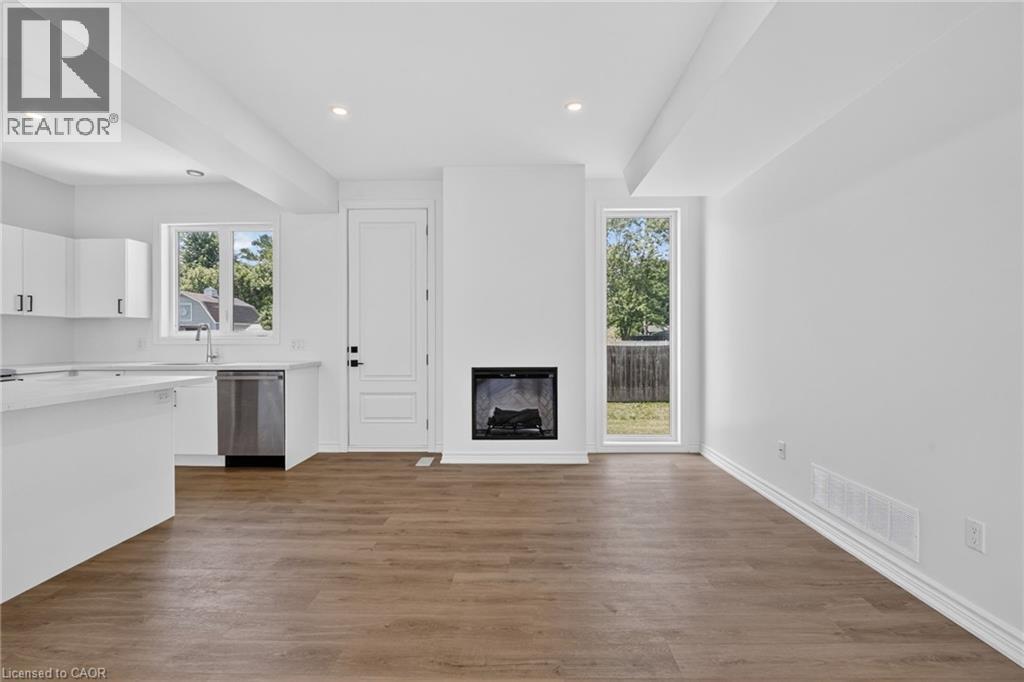 203 Park Street Property Photo 10