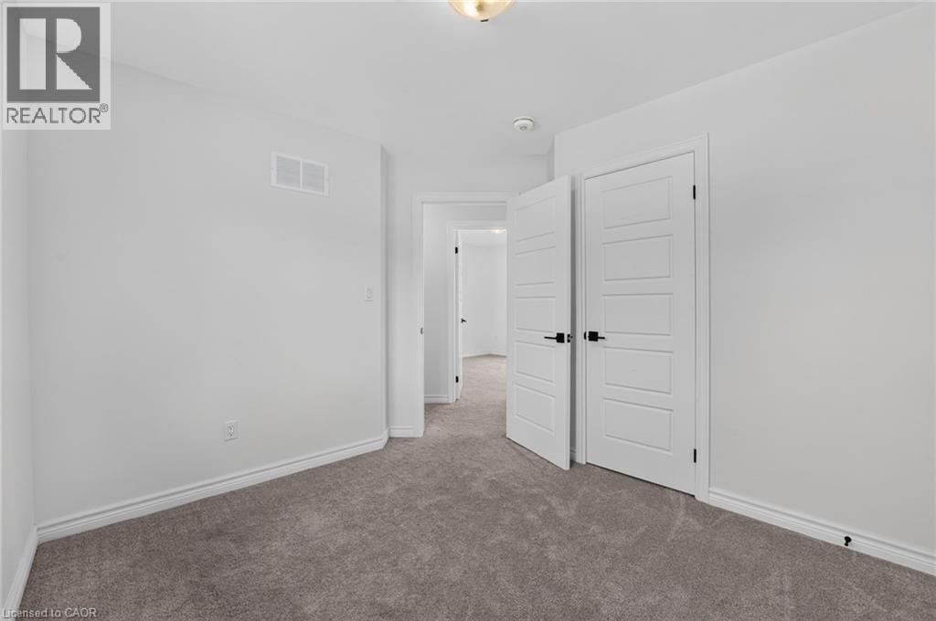 203 Park Street Property Photo 31