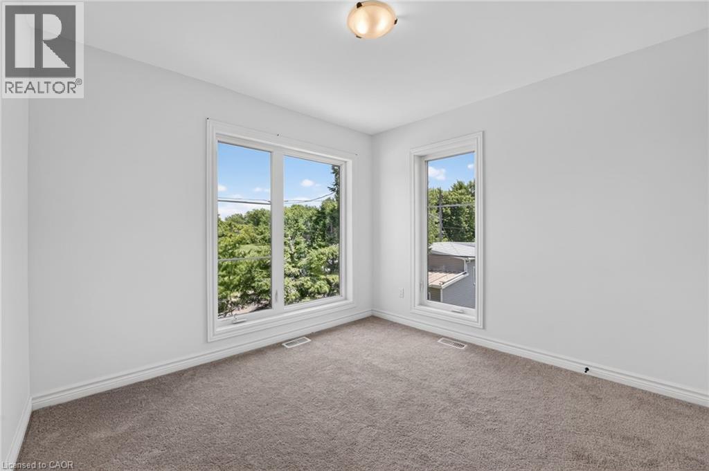 203 Park Street Property Photo 33
