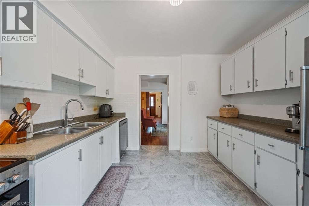 24 Belview Avenue Property Photo 16