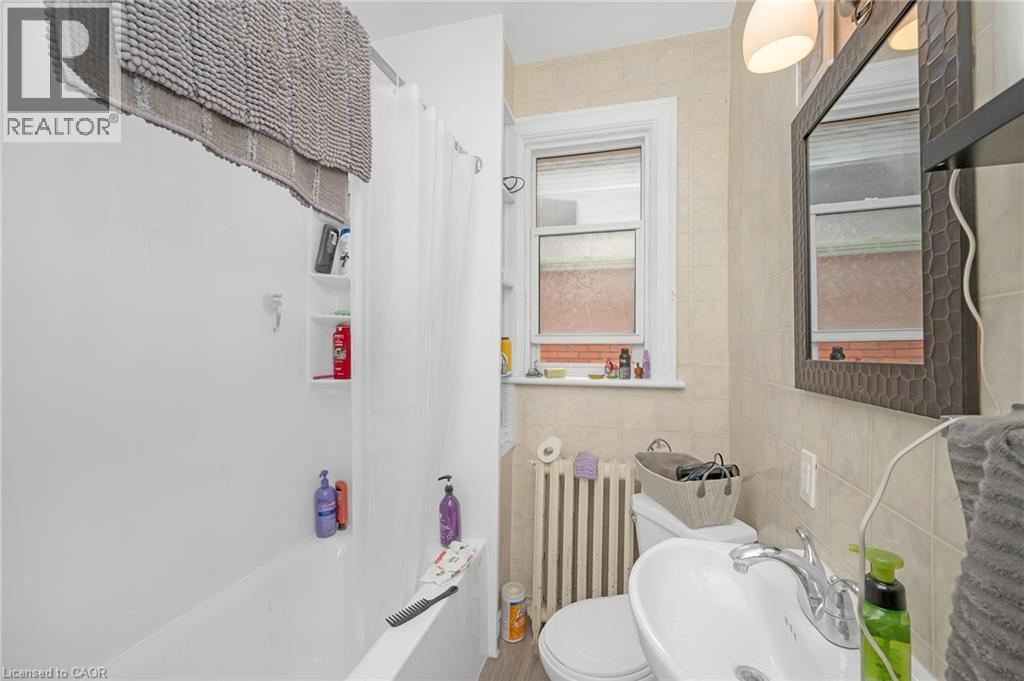 117 Fairleigh Avenue S Property Photo 23