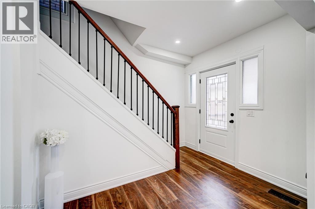 9 Gibson Avenue Property Photo 2