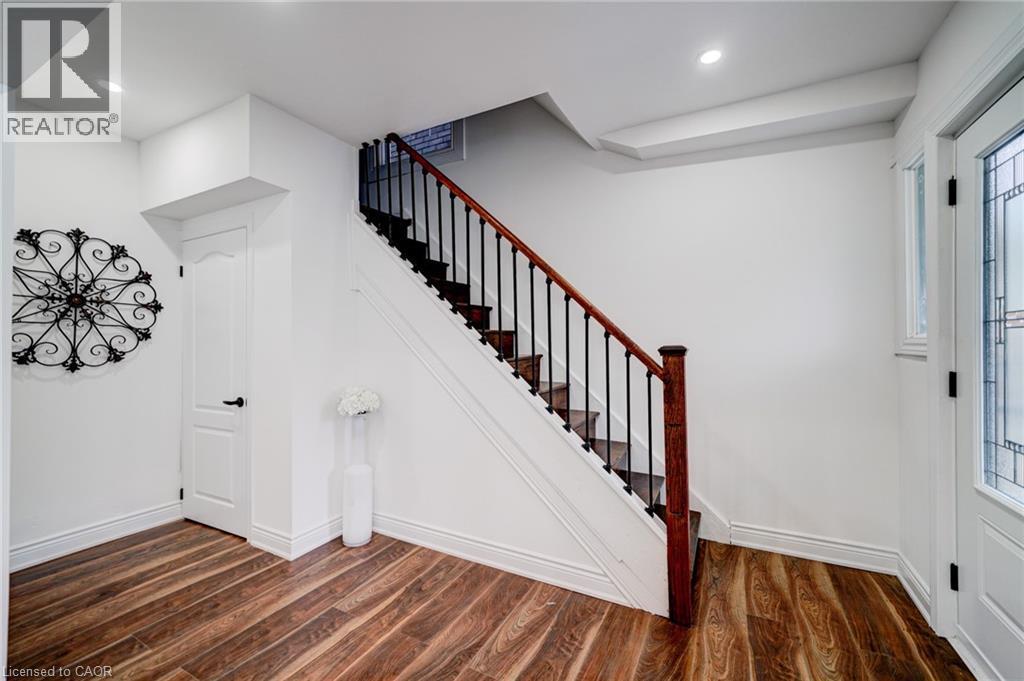 9 Gibson Avenue Property Photo 3