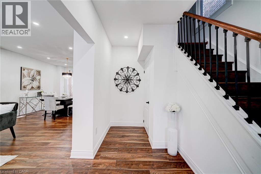 9 Gibson Avenue Property Photo 4