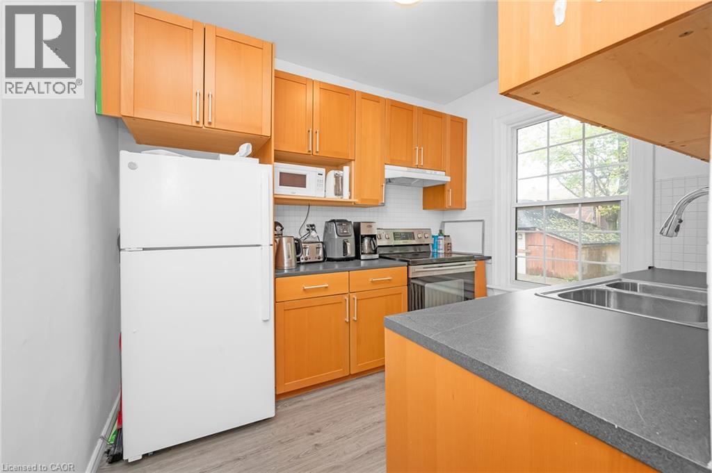 117 Fairleigh Avenue S Property Photo 12