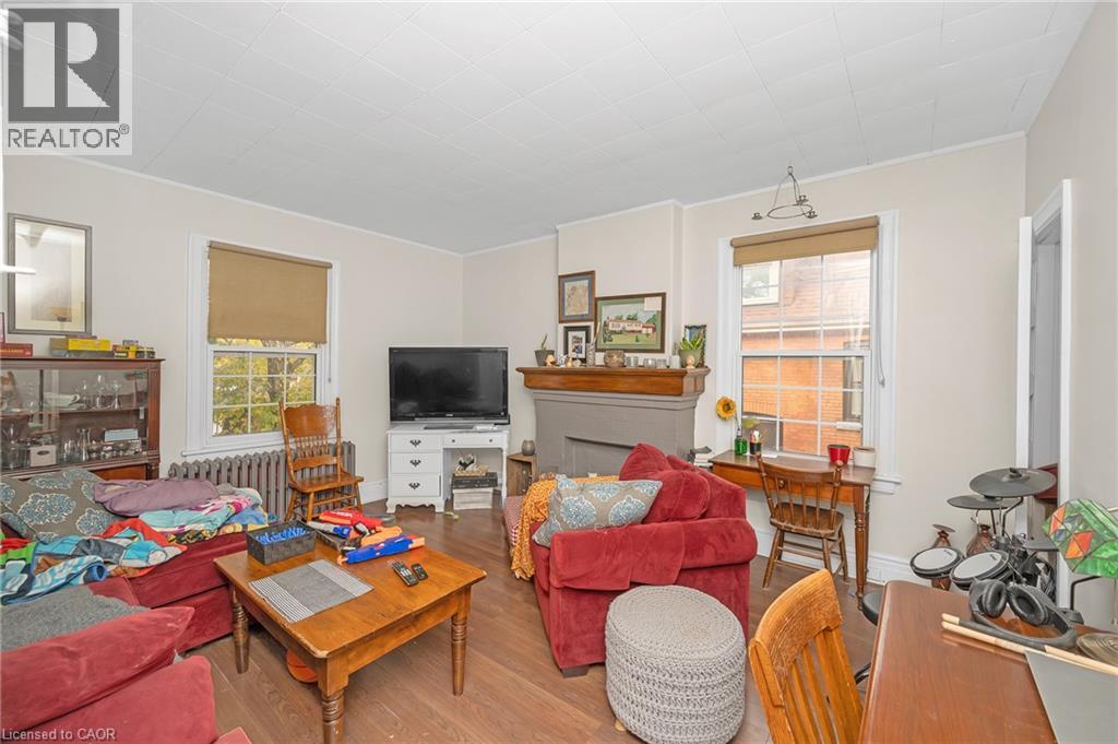 117 Fairleigh Avenue S Property Photo 18
