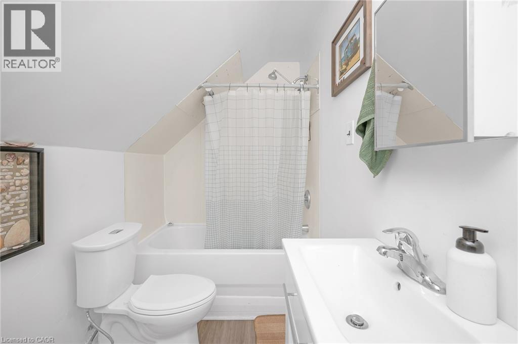 117 Fairleigh Avenue S Property Photo 30
