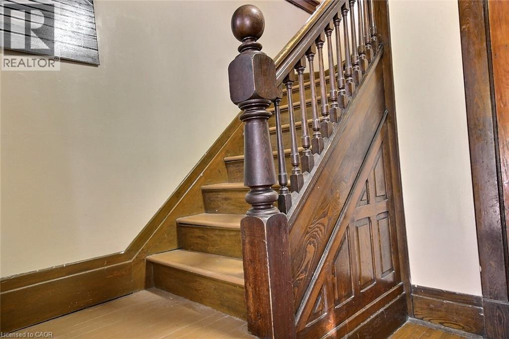 223 Water Street N Property Photo 11
