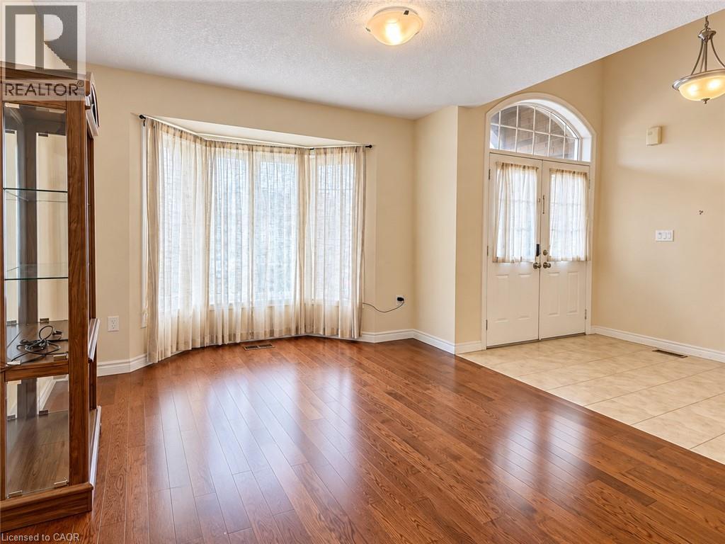 81 Bellagio Avenue Property Photo 8