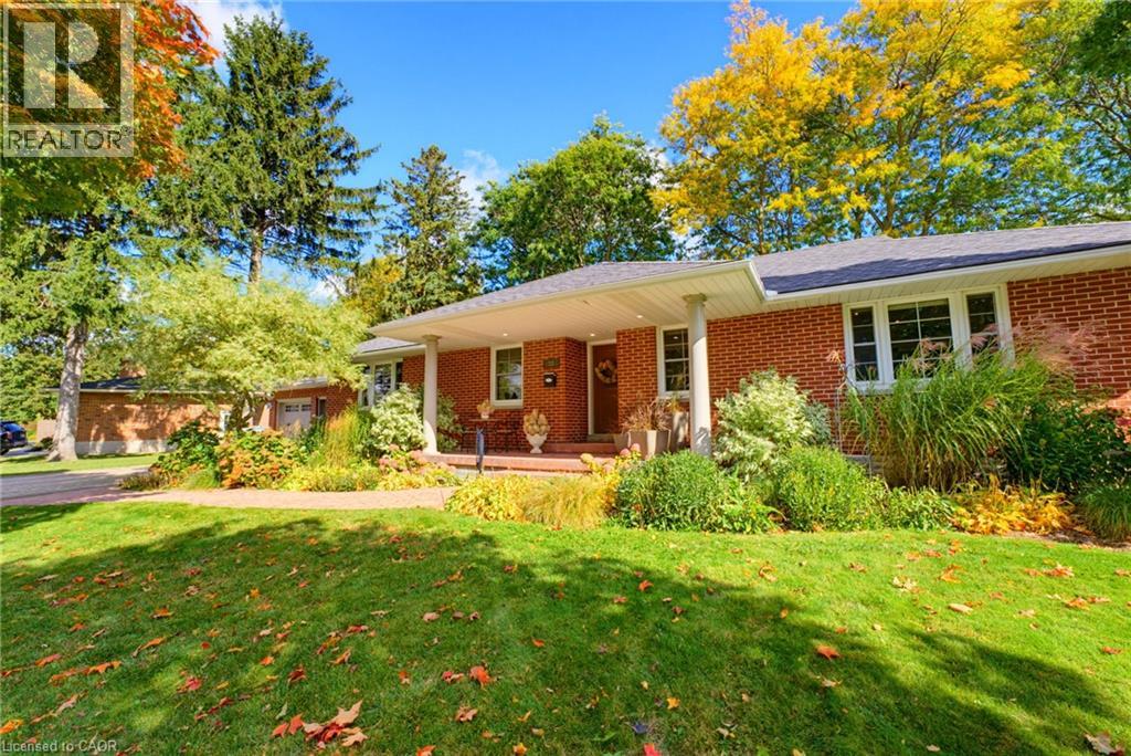 33 Jackson Crescent Property Photo 8
