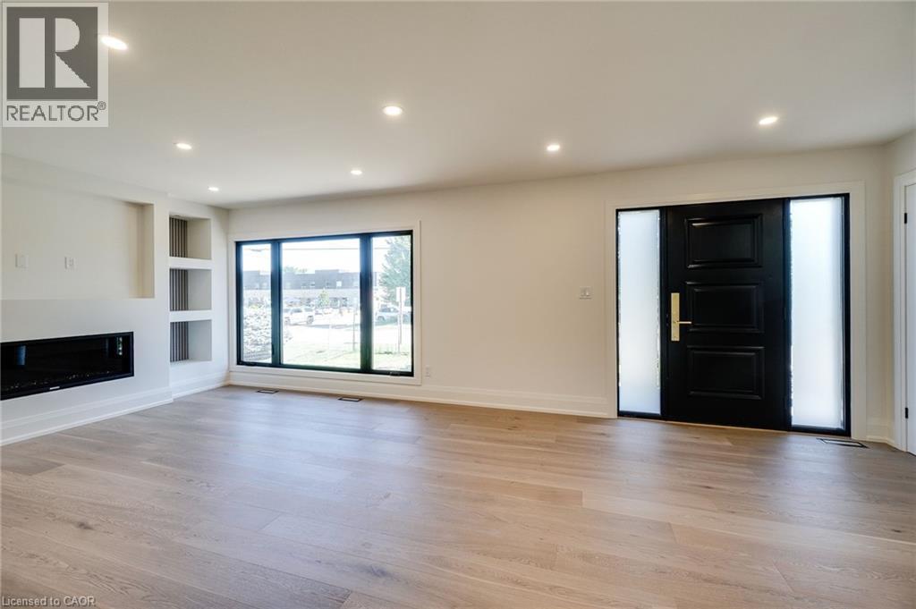24 Royce Avenue Property Photo 5