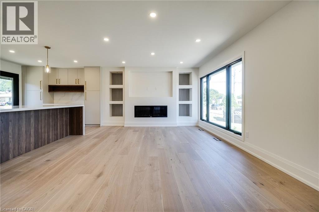 24 Royce Avenue Property Photo 8