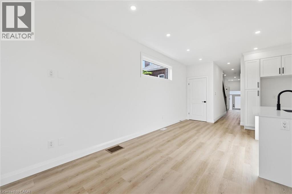 48 Melbourne Street Property Photo 8