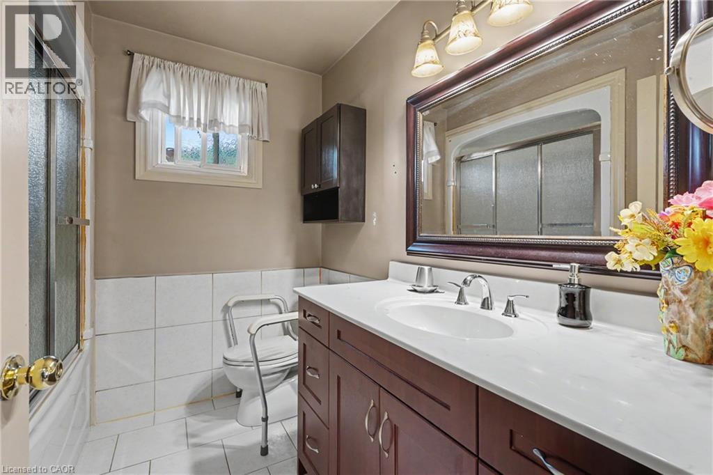 306 Templemead Drive Property Photo 11